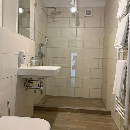 Oeregtoelgy Apartment *